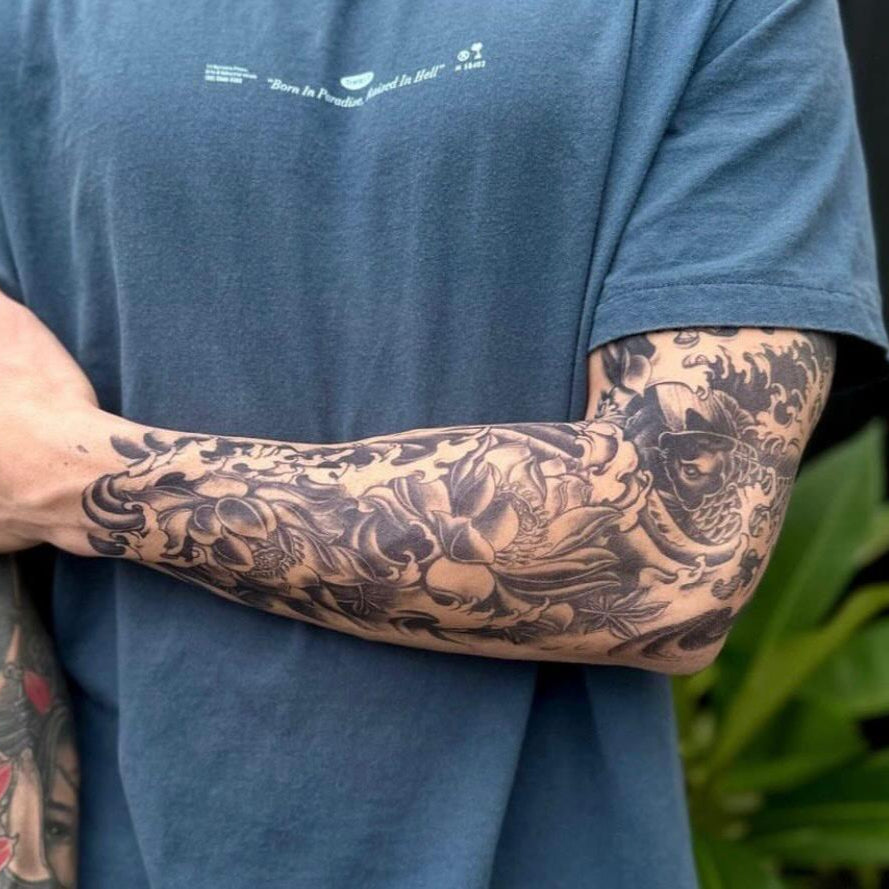 Japanese Koi Sleeve